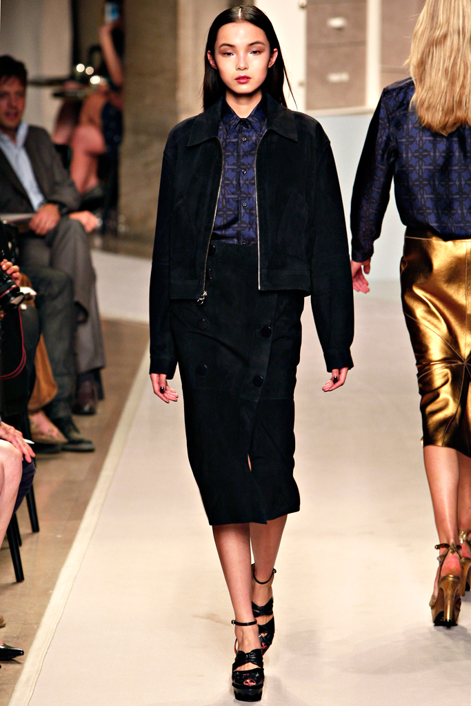 Loewe 2012DƬ
