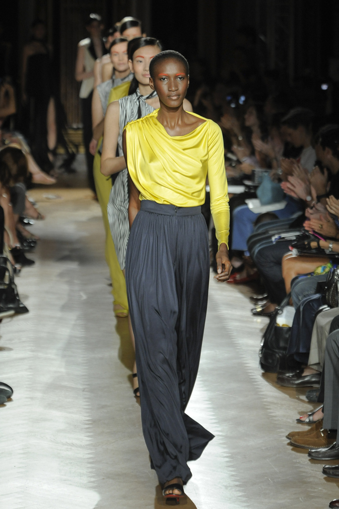 Martin Grant 2012DƬ