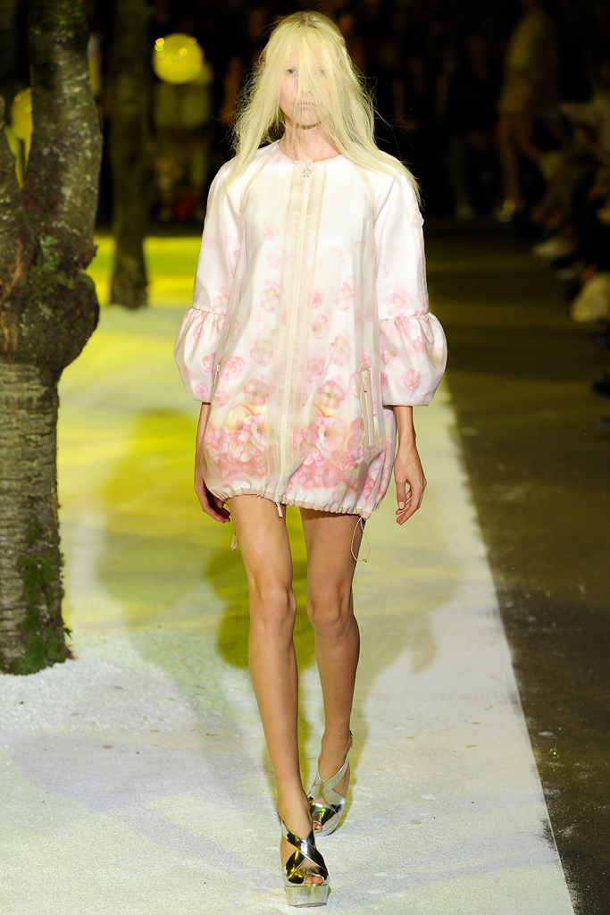 Moncler Gamme Rouge2012春夏秀場