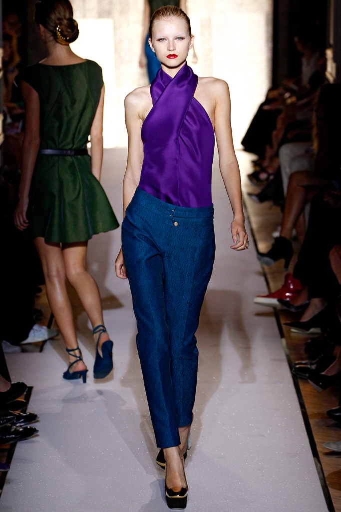 Yves Saint Laurent 2012DƬ