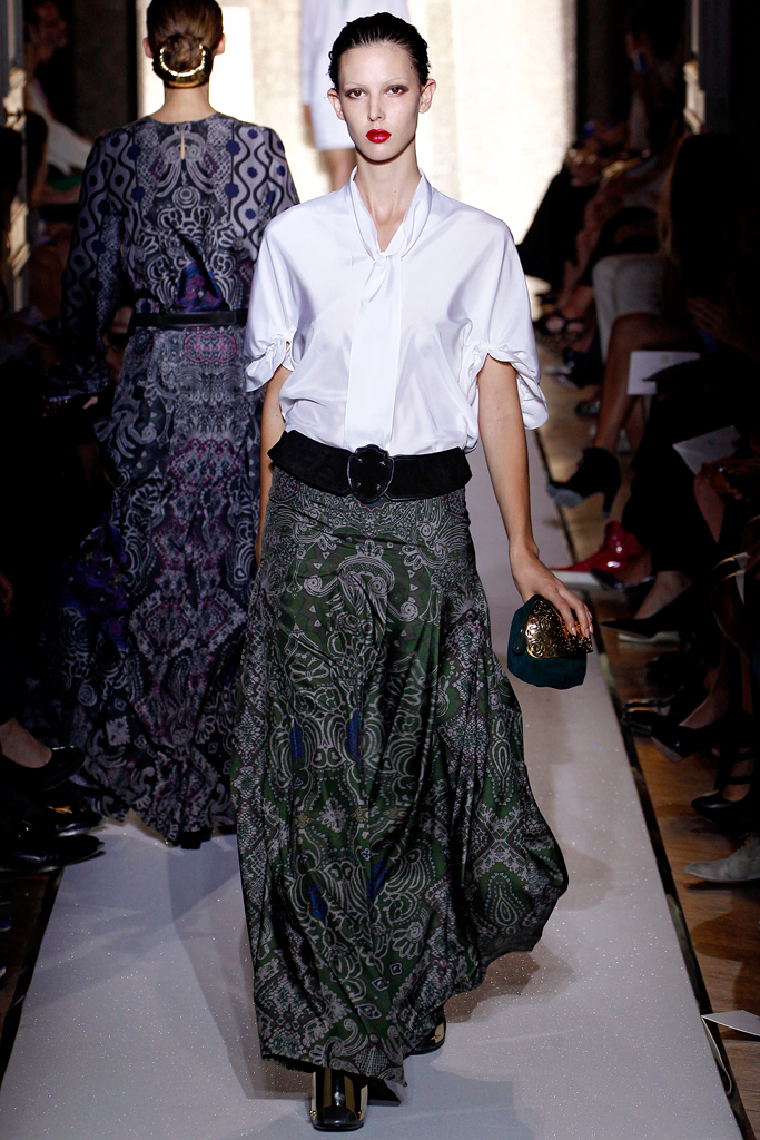 Yves Saint Laurent 2012DƬ