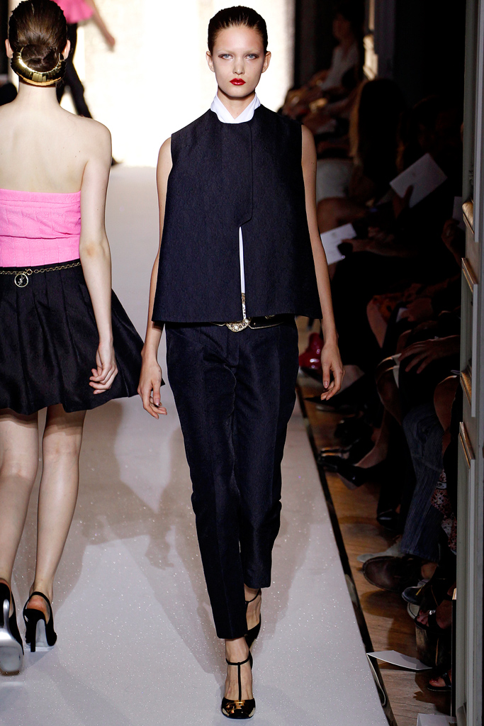 Yves Saint Laurent 2012DƬ