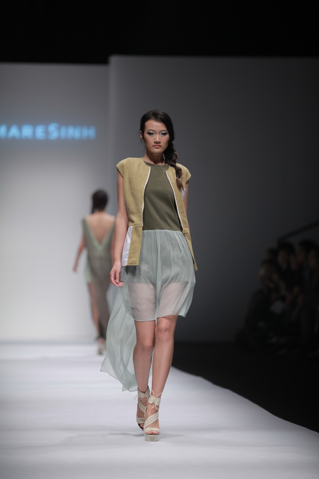 AMARESINH 2012 DƬ