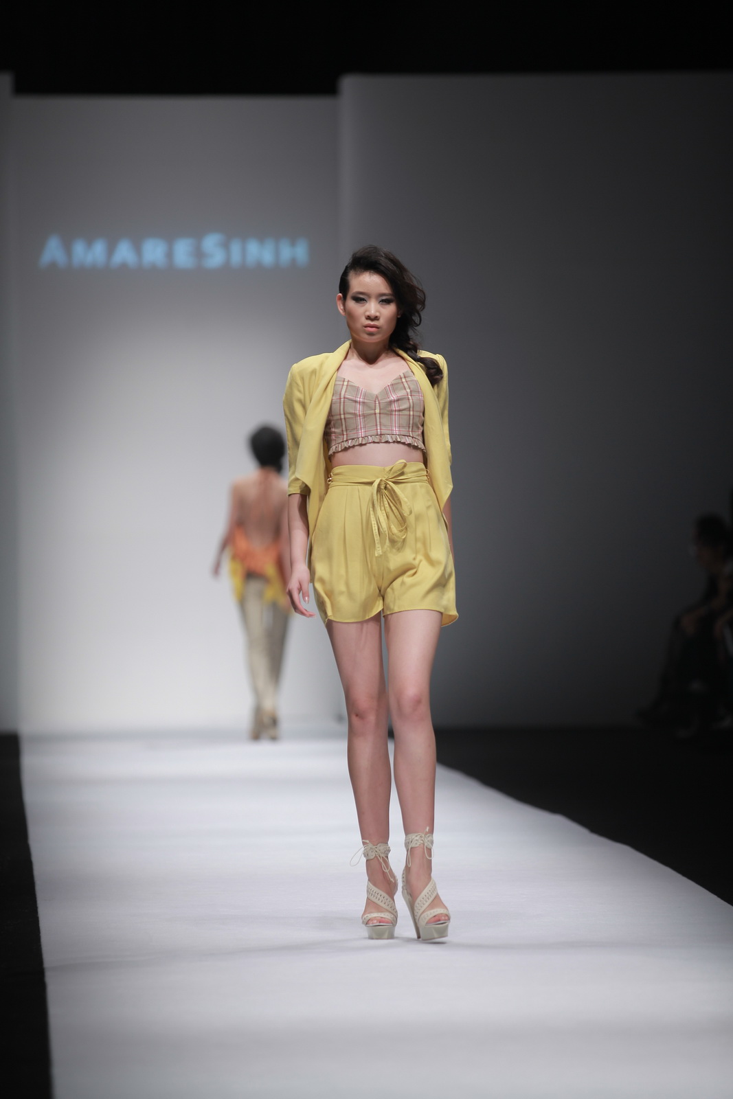AMARESINH 2012 DƬ