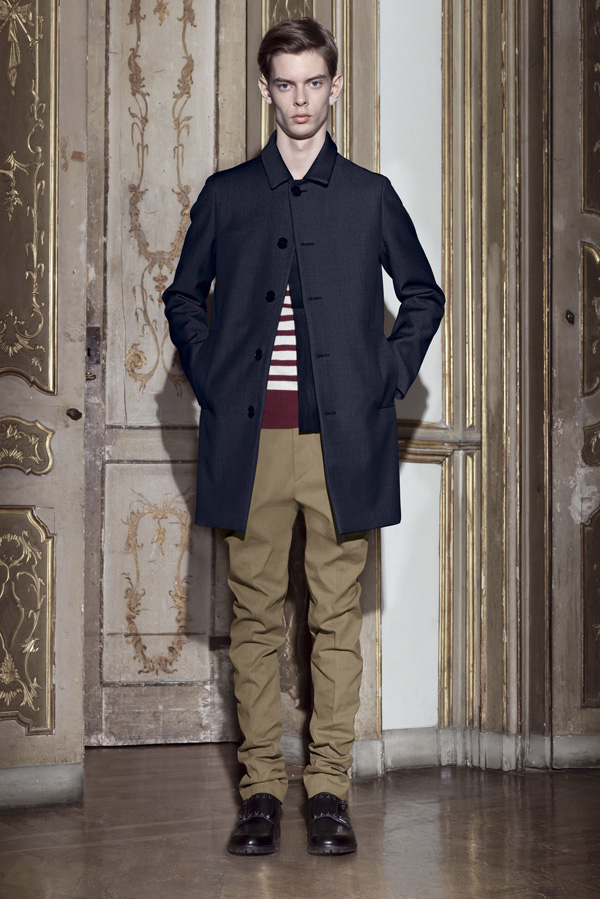 Valentino 2011ﶬbLookbookDƬ