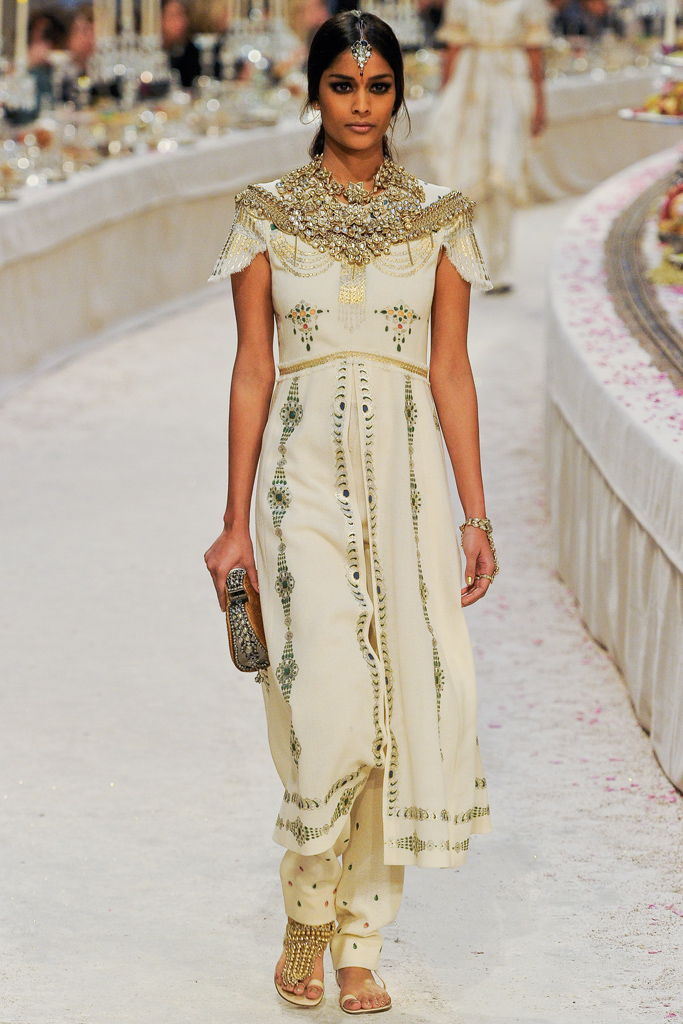 Chanel 2012ϵиDƬ