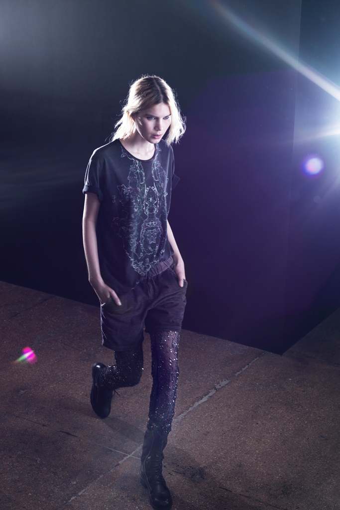 Theyskens Theory 2012ϵиDƬ