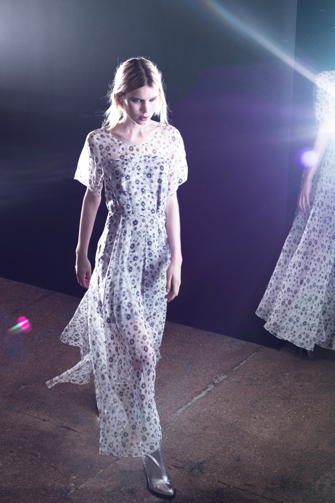 Theyskens Theory 2012ϵиDƬ