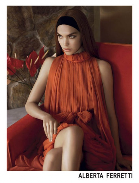 Alberta Ferretti 2011秋冬廣告 高清圖片