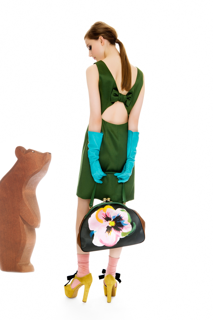 Moschino Cheap And Chic 2012早秋系列