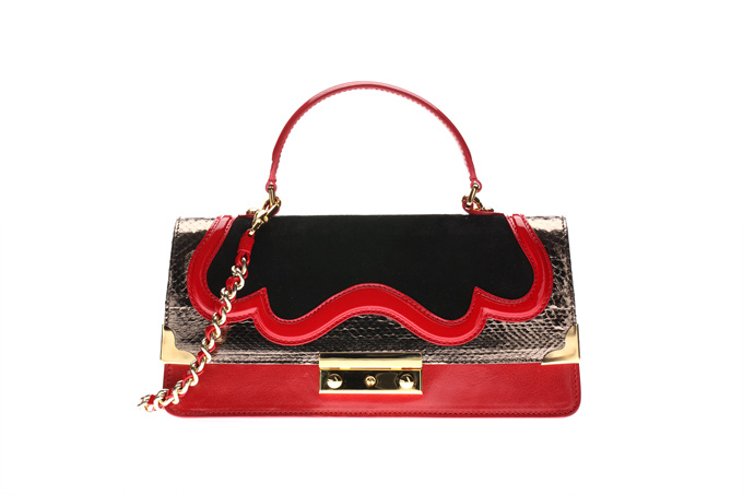 Moschino  2011ʥQ Lookbook DƬ