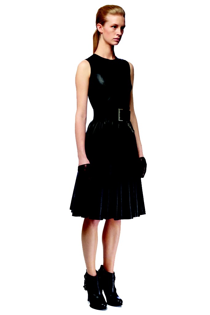McQ 2012ϵиDƬ