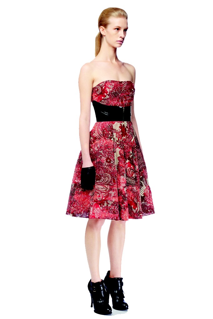 McQ 2012ϵиDƬ