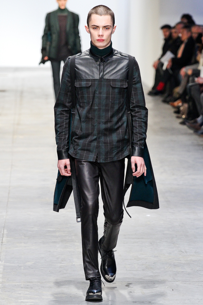 Costume National 2012ﶬbDƬ