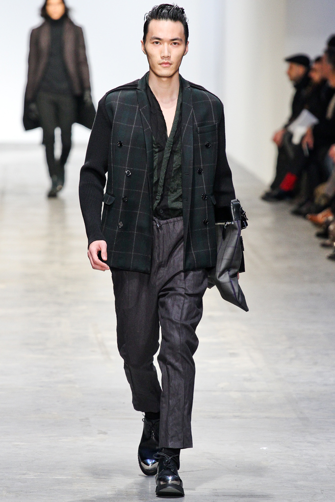 Costume National 2012ﶬbDƬ