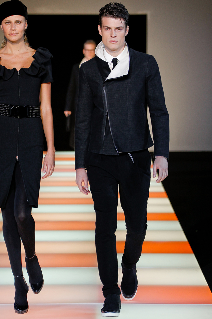 Emporio Armani 2012ﶬbDƬ