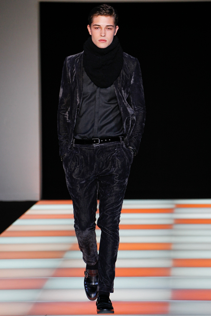 Emporio Armani 2012ﶬbDƬ