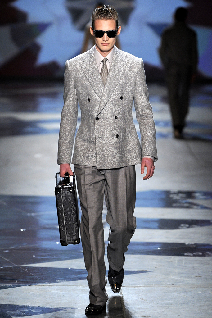Hardy Amies 2012ﶬbDƬ