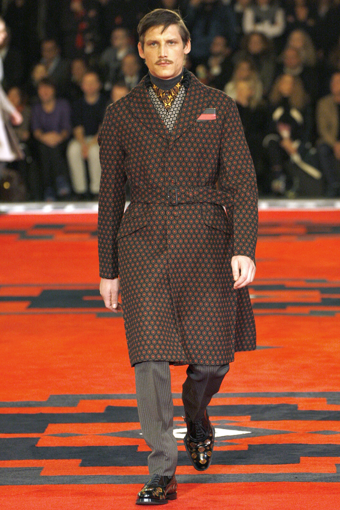 Prada 2012ﶬbDƬ