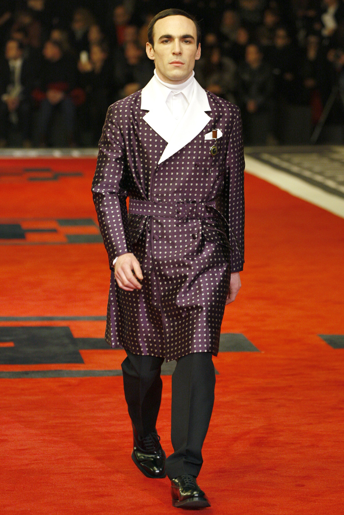 Prada 2012ﶬbDƬ