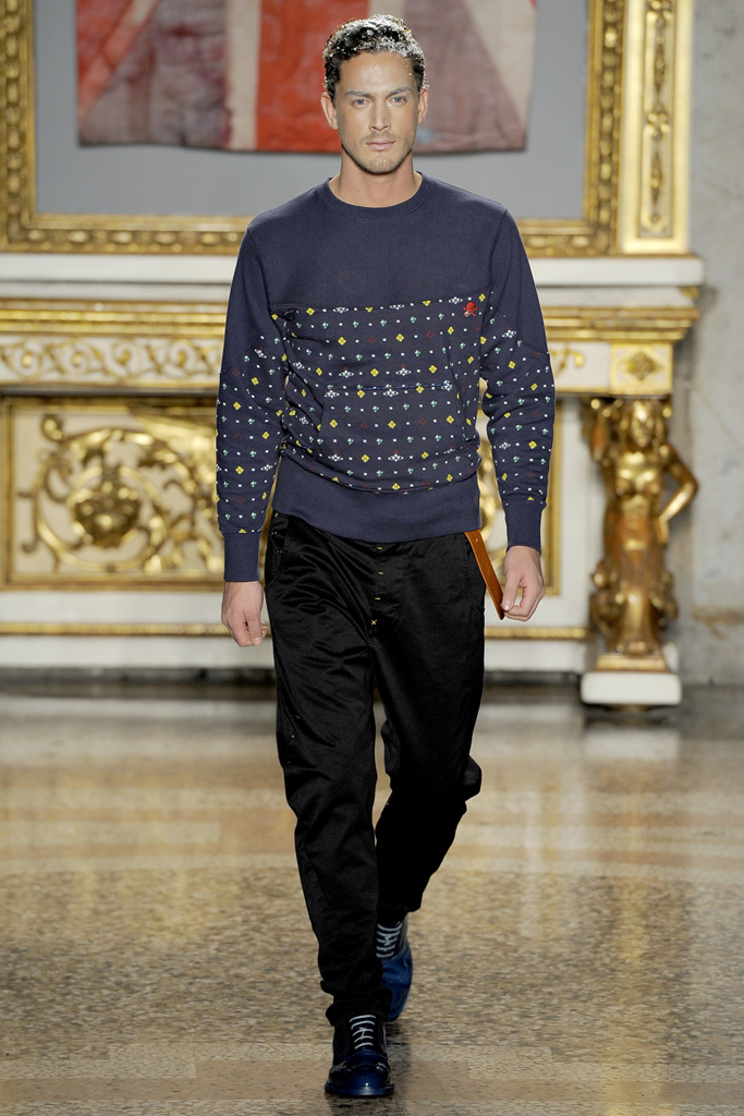 Vivienne Westwood 2012ﶬbDƬ