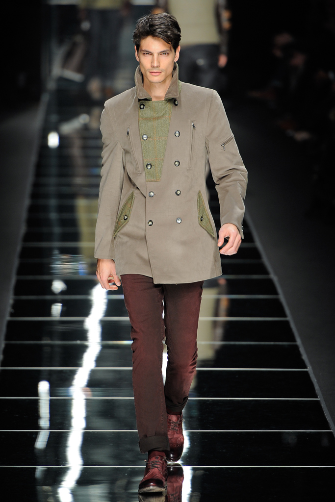 John Richmond 2012ﶬbDƬ