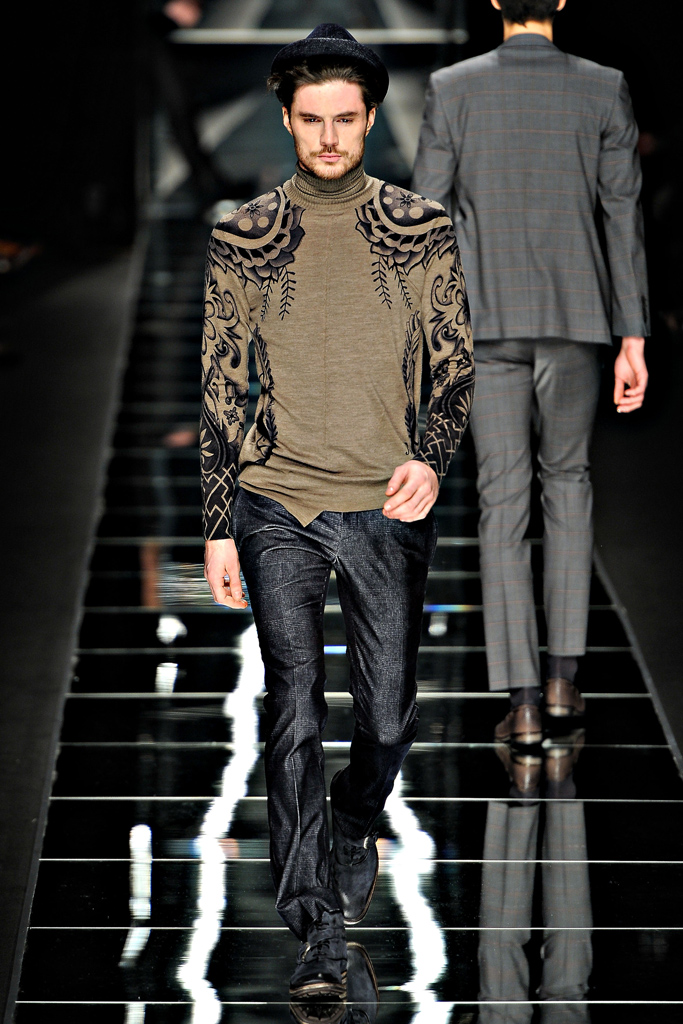 John Richmond 2012ﶬbDƬ