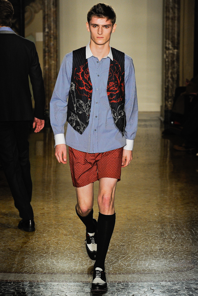 Moschino 2012秋冬男裝高清圖片