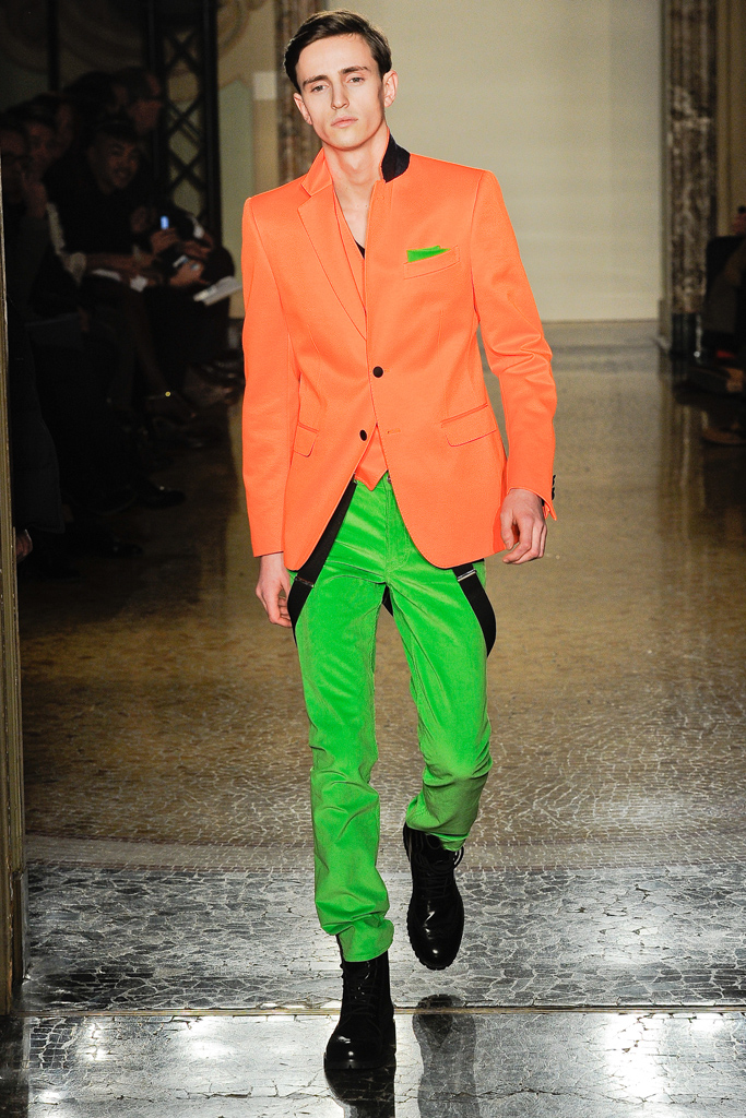 Moschino 2012秋冬男裝高清圖片