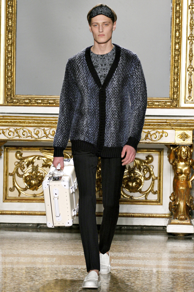 Nicole Farhi 2012ﶬbDƬ