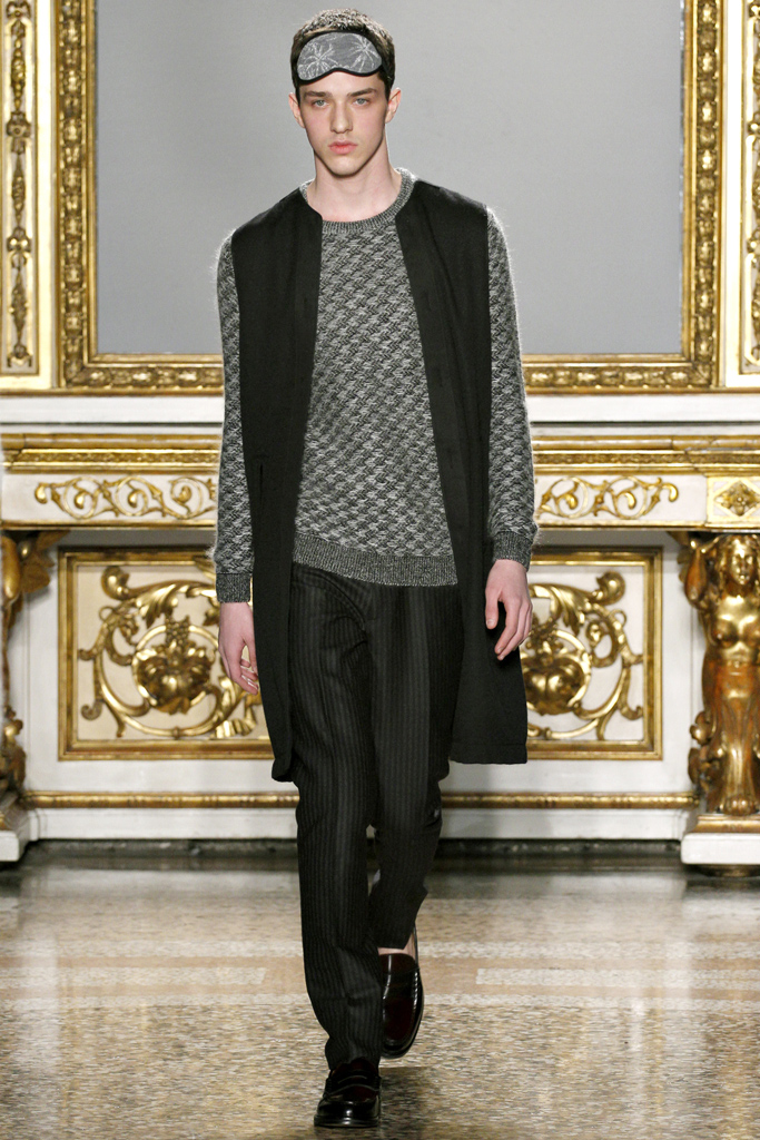 Nicole Farhi 2012ﶬbDƬ