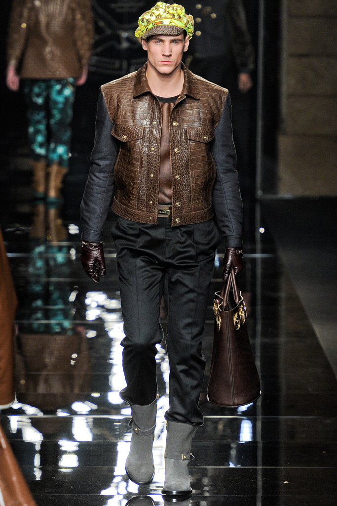 Versace 2012ﶬbDƬ
