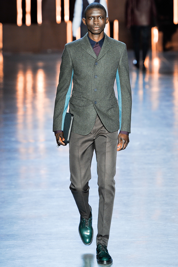 Z Zegna 2012ﶬbDƬ