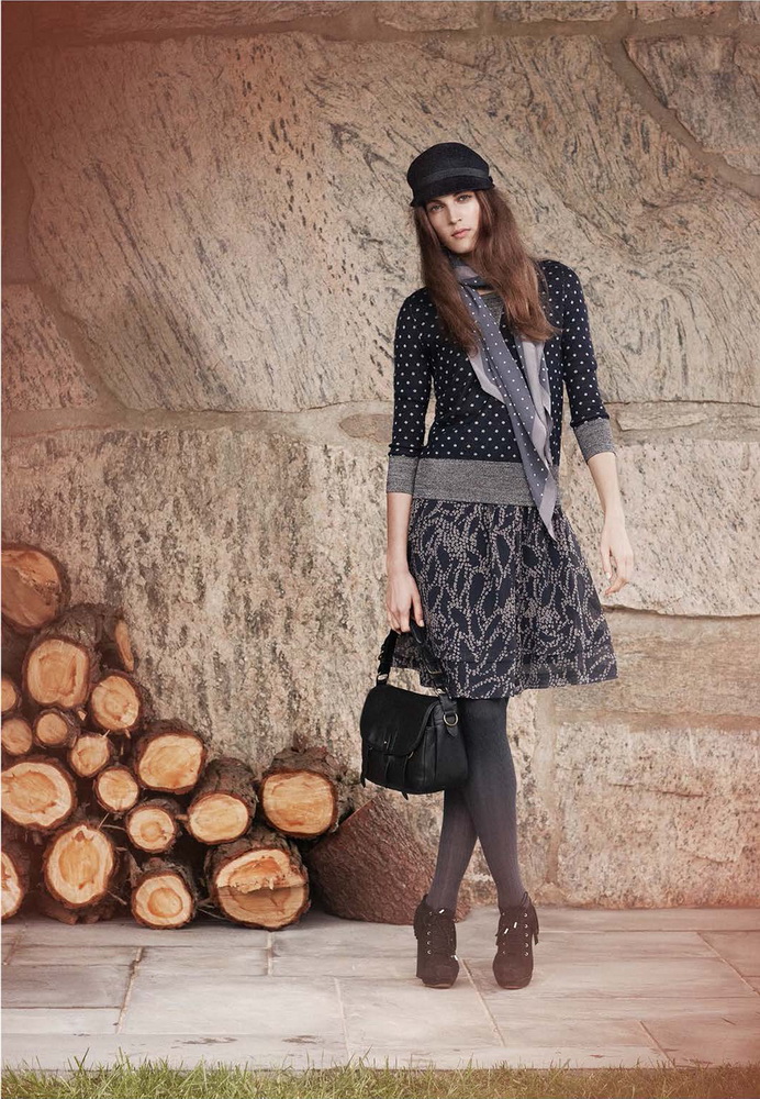 CLUB MONACO 2012ŮbLookbookDƬ