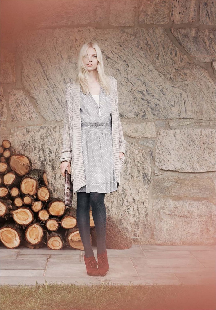 CLUB MONACO 2012ŮbLookbookDƬ