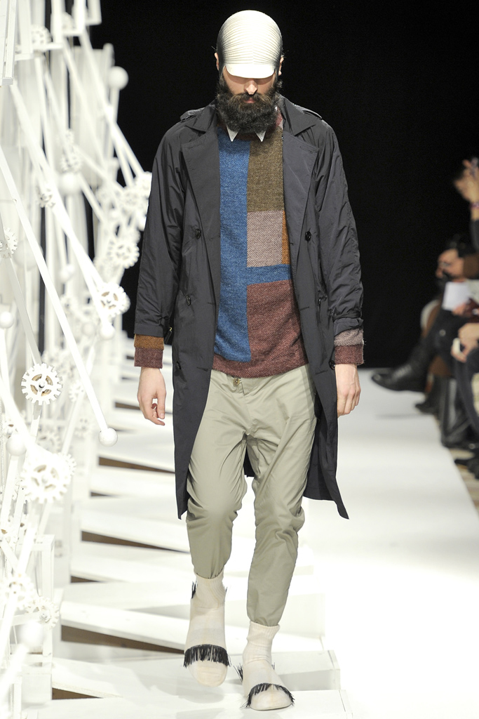 Henrik Vibskov 2012ﶬbDƬ