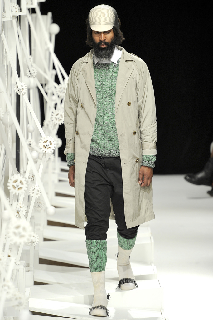 Henrik Vibskov 2012ﶬbDƬ