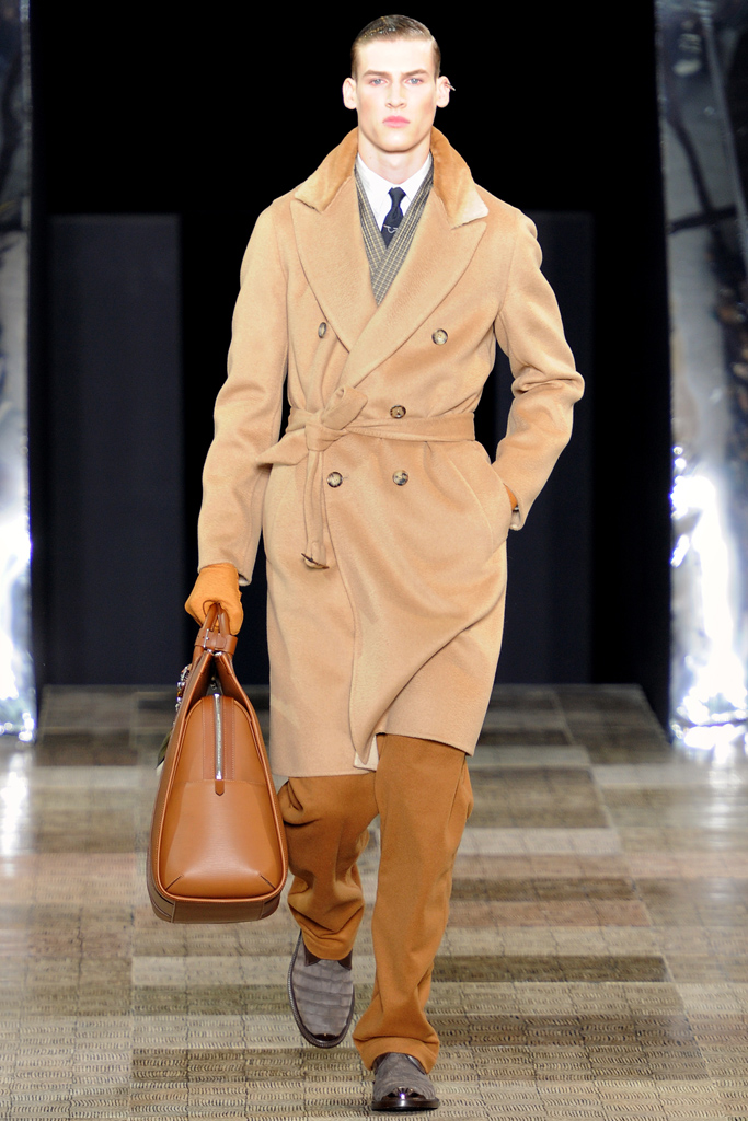 Louis Vuitton 2012ﶬbDƬ