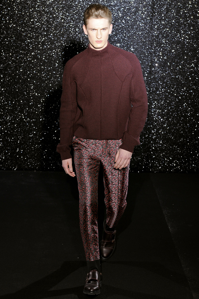 Mugler 2012ﶬbDƬ