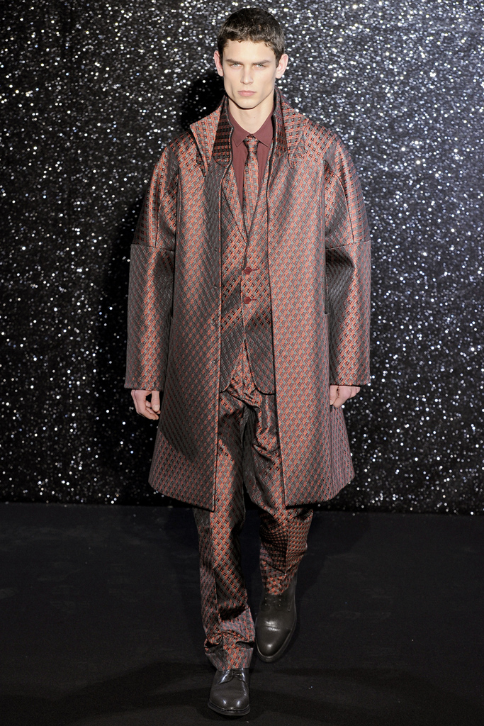 Mugler 2012ﶬbDƬ