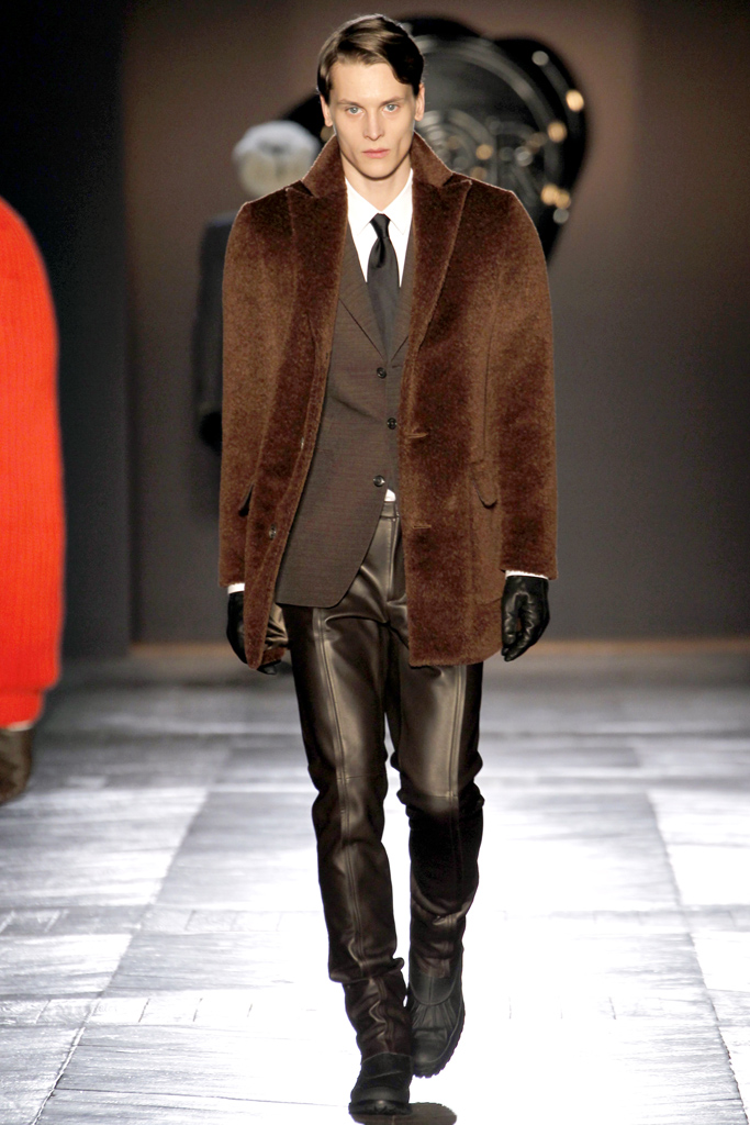 Viktor & Rolf 2012ﶬbDƬ