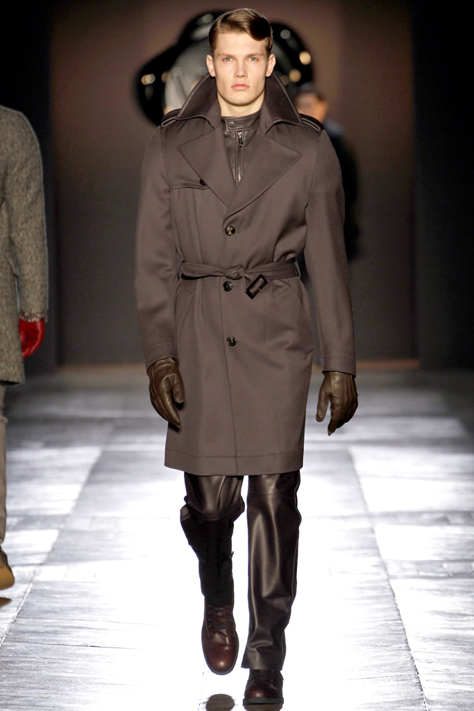 Viktor & Rolf 2012ﶬbDƬ