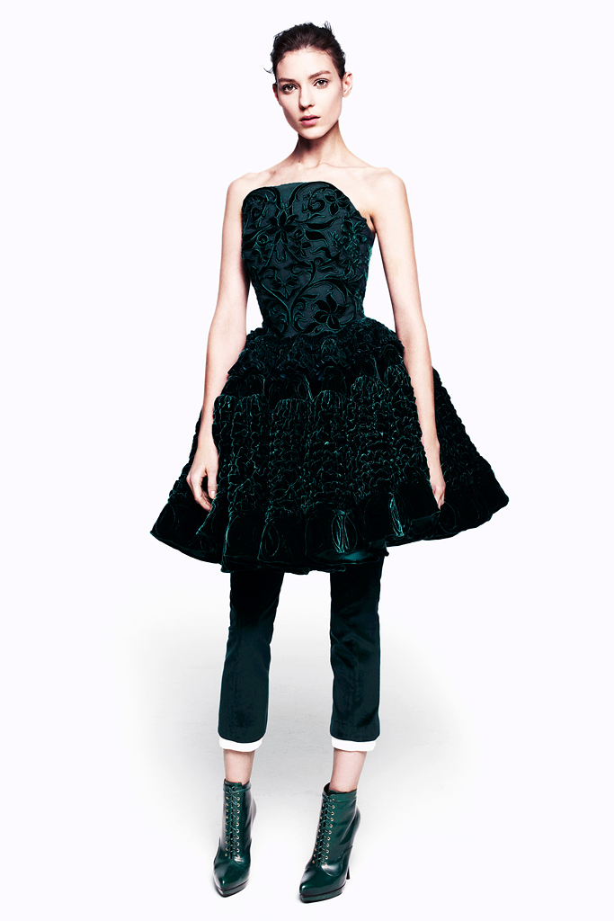 Alexander McQueen 2012ϵиDƬ