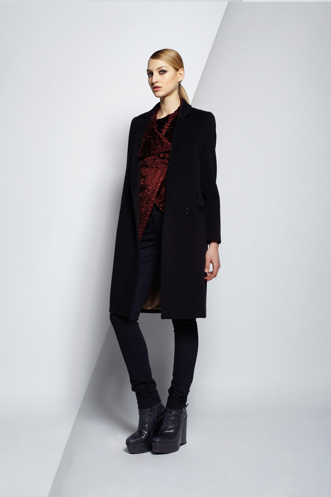 Anne Valerie Hash 2012ϵиDƬ