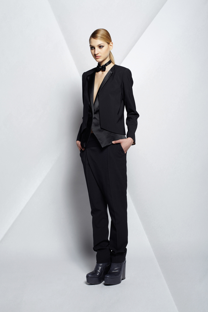 Anne Valerie Hash 2012ϵиDƬ