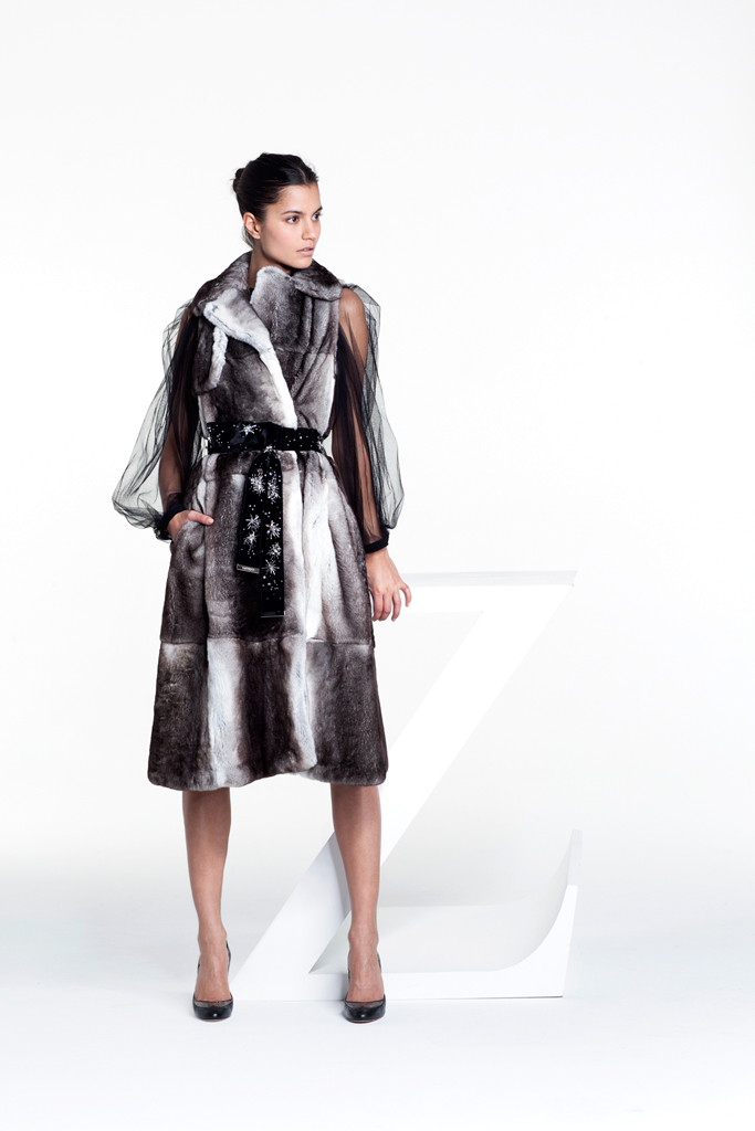 Azzaro 2012ϵиDƬ