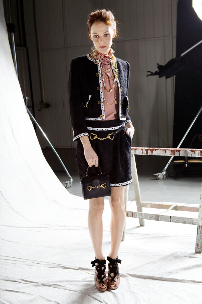 Moschino 2012ϵиDƬ