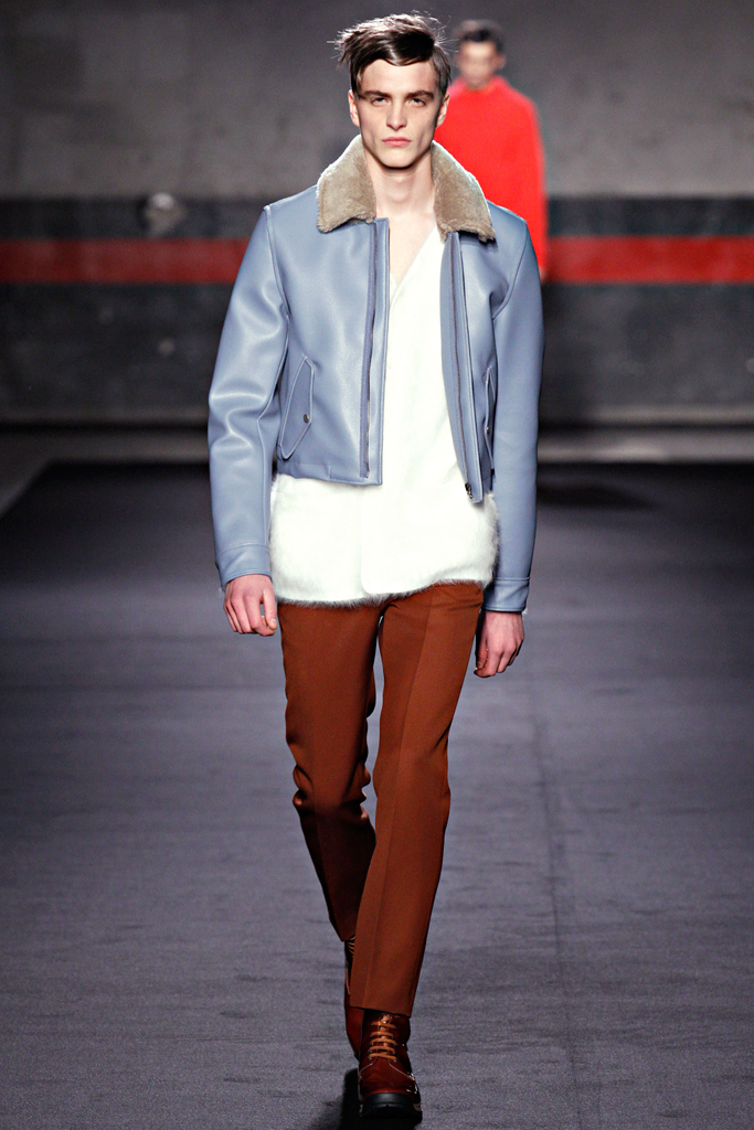 Acne 2012ﶬbDƬ