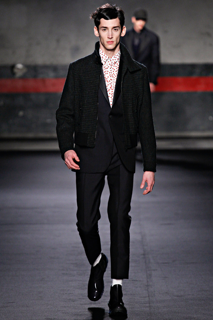Acne 2012ﶬbDƬ