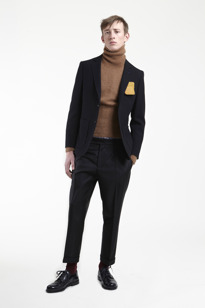 Carven 2012ﶬbDƬ